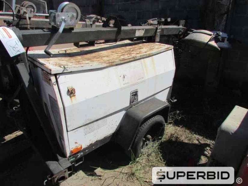 02 TORRES DE ILUMINAÇÃO Á DIESEL WACKER NEUSON LT4L, POT.: 4-6 KW. (Ref.: JEK)