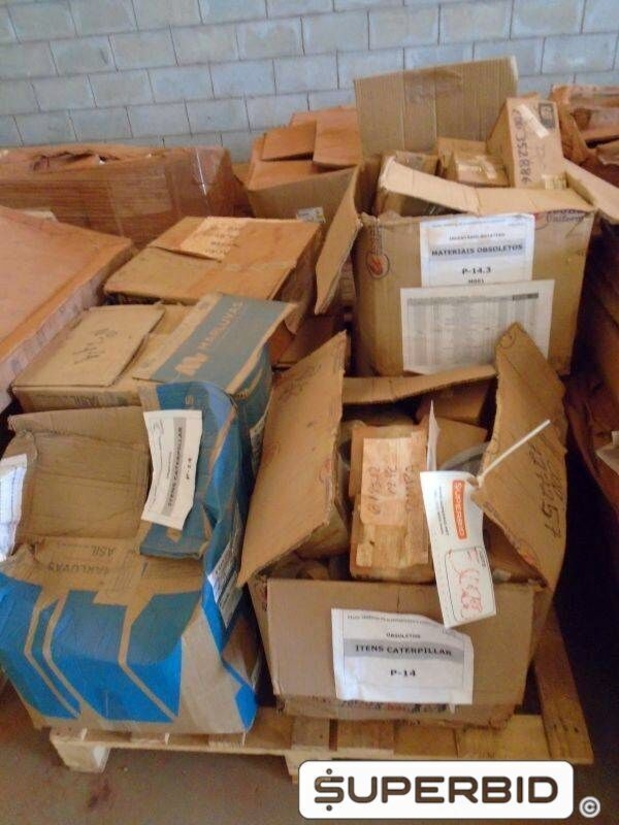 PEÇAS DIVERSAS CATERPILAR (APRÓX. 3.593 PÇS).