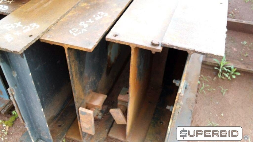 14 PEÇAS DE VIGAS AÇO CARBONO I  8¿ X 23¿ USADA, SENDO COMPRIMENTO APROXIMADO DE 06 METROS (APROX. 6300 KGS) (PREÇO P/KG)