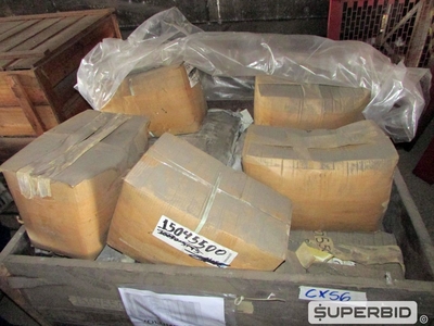 PORCAS, PARAFUSOS, ARRUELAS, CONECTORES, ANÉIS E OUTROS (APROX.: 5.278 PÇS).  (Ref.: WMFD_UM02)