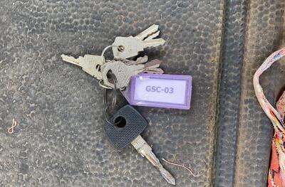 CAMINHÃO GUINDASTE MERCEDES-BENZ AXOR 2831 6X4, 2006/2006, Placa FINAL 3 (RJ), (Ref.: IAW)