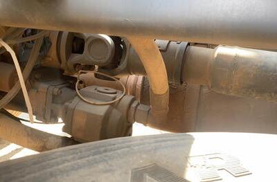 CAMINHÃO BASCULANTE VOLVO VM 330 6X4R, 2013/2013, Placa FINAL 5 (RJ), (Ref.: IBI)