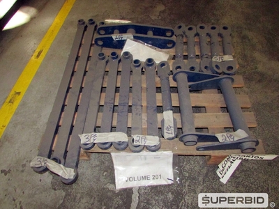 PEÇAS NÃO IDENTIFICADAS DE APLICAÇÃO EM VAGÕES FERROVIÁRIOS (17 PÇS). (Ref.: V201_UM02)