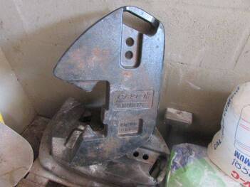 04 CONTRA PESO PARA TRATOR CASE (Ref.: JM)