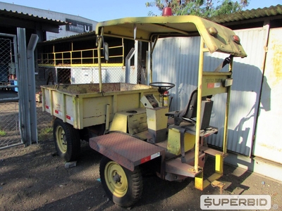 DUMPER CARGA SECA, MOTOR VW Á GASOLINA REFRIGERAÇÃO Á AR. (Ref.: WMDF_UM02)