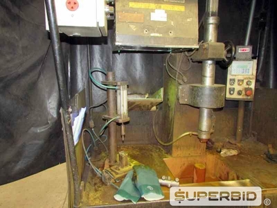 MÁQUINA DETECTORA DE TRINCA MULTFLUX MV50-200, ANO 2005, SÉRIE.: 448, CAP. 7 SEG/CICLO (Ref.: 760-12246)