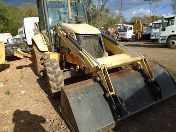 RETROESCAVADEIRA NEW HOLLAND B90B 4X4, ANO: 2011, SÉRIE: HBZNB90BCBAH02534 (Ref: SBM / TP32772)