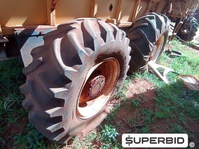 SUCATA DE PLANTADEIRA DE CANA  TROPICANA PCA HY 6x6, ANO: NÃO VISUALIZADO, SÉRIE: 08/HY6X60013 (Ref: 28)