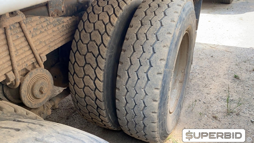 CAMINHÃO BASCULANTE VOLVO VM 330 6X4R, 2013/2013, Placa FINAL 3 (RJ), (Ref.: IBU)