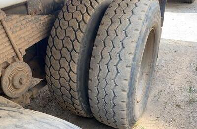 CAMINHÃO BASCULANTE VOLVO VM 330 6X4R, 2013/2013, Placa FINAL 3 (RJ), (Ref.: IBU)