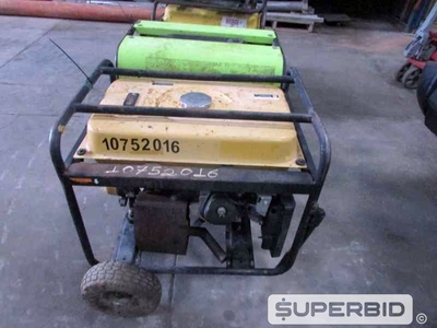 GERADOR Á GASOLINA WACKER NEUSON MG5 5KVA E GERADOR Á GASOLINA PRAMA ES8000 7KVA (Ref.: JAK)