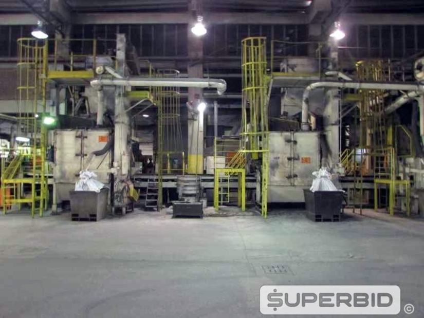 LINHA DE PRODUÇÃO JATEAMENTO COM 3 JATOS GRANALHA, ESTEIRA E CARRO CARREGADOR (Ref.: Linha Produção)