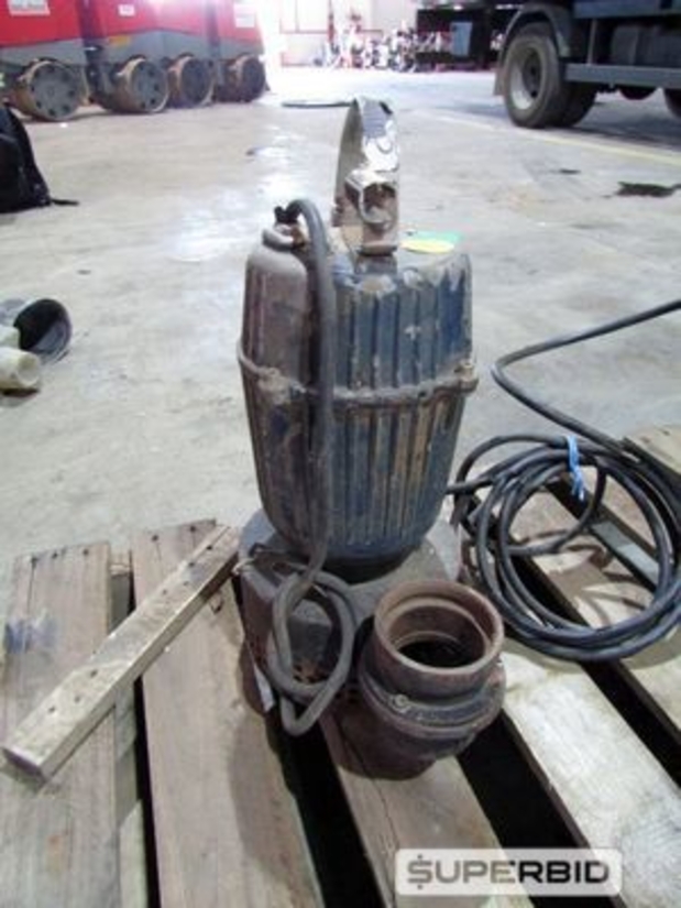 03 BOMBAS SUBMERSÍVEIS (Ref.: FEC)