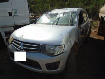 MITSUBISHI L200 TRITON GLX D 3.2 (BATIDO), 2015/2016, Placa FINAL 5 (MG), (Ref.: SAS)