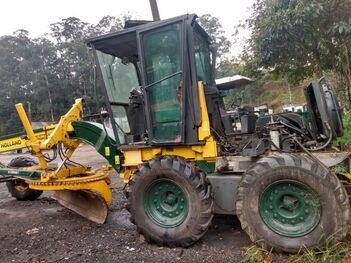 MOTONIVELADORA NEW HOLLAND RG-140, ANO: 2005, SÉRIE: NGAF00236 (Ref: RBB)