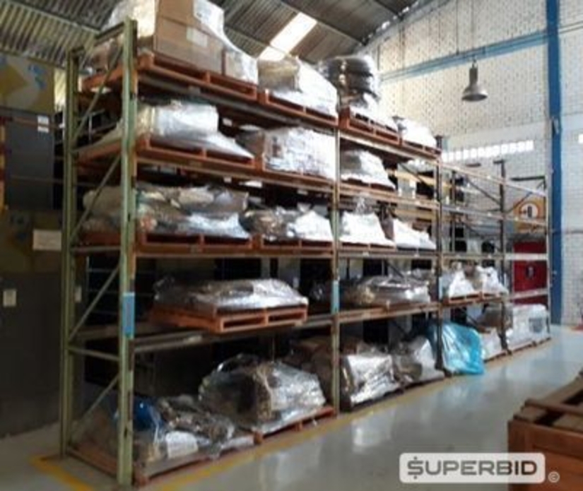 APROX. 15 TON DE SERPENTINAS DE HK E MATERIAIS DE MANUTENÇÃO DIVERSOS (Ref.: Lote 01)