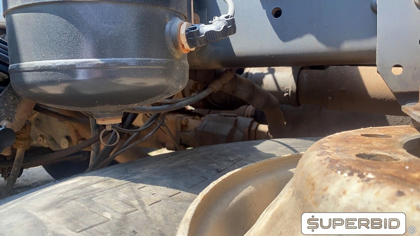 CAMINHÃO BASCULANTE VOLVO VM 330 6X4R, 2013/2013, Placa FINAL 4 (RJ), (Ref.: ICA)