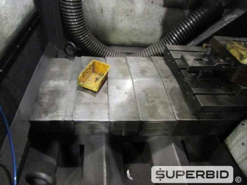 CENTRO DE USINAGEM DECKEL MAHO DMC 70V, ANO 2001 (Ref.: 853-12117)