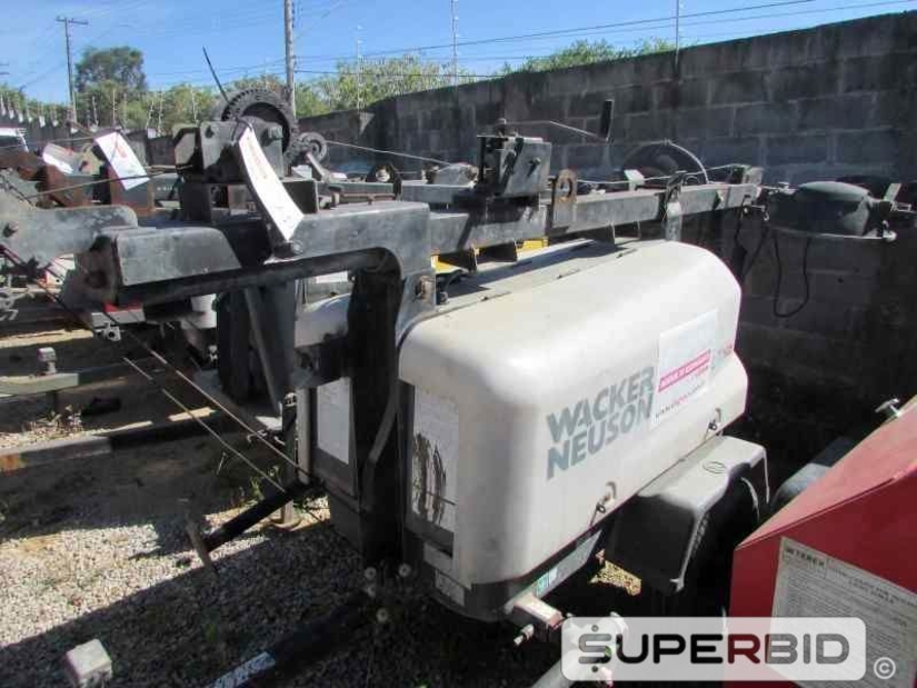 02 TORRES DE ILUMINAÇÃO Á DIESEL WACKER NEUSON LT4L, POT.: 4-6 KW. (Ref.: JEN)