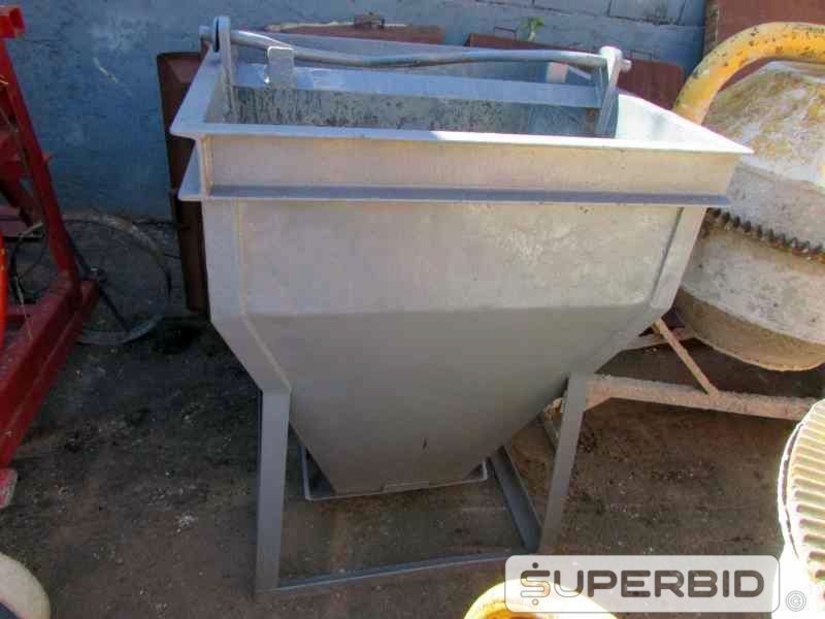 BETONEIRA ELÉTRICA CSM 600 LITROS. (Ref.: JAG)