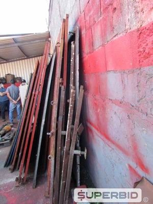 02 CONTAINERS DESMONTADOS EM AÇO PARA CANTEIRO DE OBRAS. (Ref.: JAC)