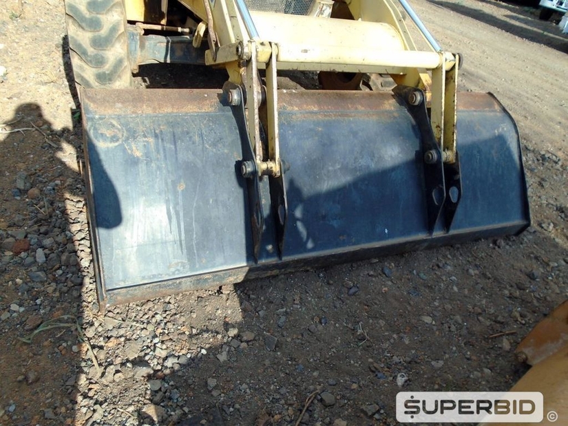 RETROESCAVADEIRA NEW HOLLAND B90B 4X4, ANO: 2011, SÉRIE: HBZNB90BCBAH02534 (Ref: SBM / TP32772)