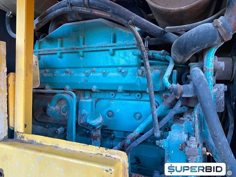 PÁ CARREGADEIRA VOLVO L70D, SÉRIE: XL70DP70332X (Ref: 9)