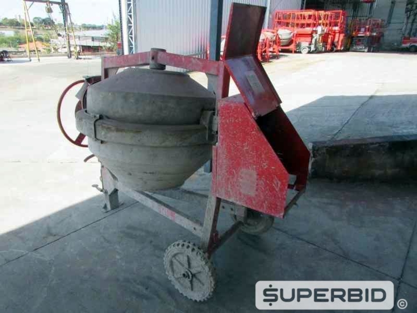 SUCATA DE 06 BETONEIRAS ELÉTRICAS CSM 400 LITROS. (Ref.: JED)