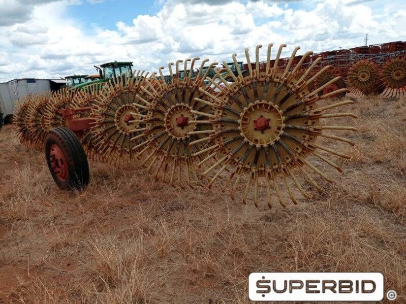 ENLEIRADOR DE RAIZES GIRASSOL PERFISA PP 704, ANO: 2008, SÉRIE: 107.ER (Ref.: 344)