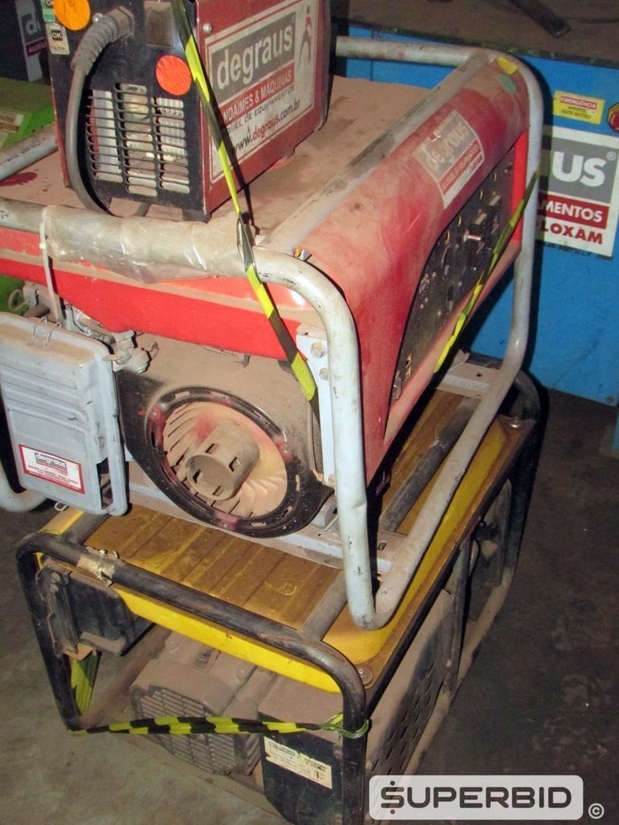 02 GERADORES Á GASOLINA 7KVA E 01 INVERSORA DE SOLDA POWERMAS 1400 (Ref.: PDE)