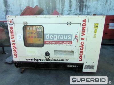 GRUPO GERADOR Á DIESEL OLYMPIAN GEP88-1 100 KVA, ANO: 2010, SÉRIE: OLY00000HB4502679 (Ref.: JBH)