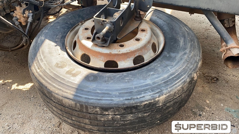 CAMINHÃO BASCULANTE VOLVO VM 330 6X4R, 2013/2013, Placa FINAL 6 (RJ), (Ref.: IBJ)