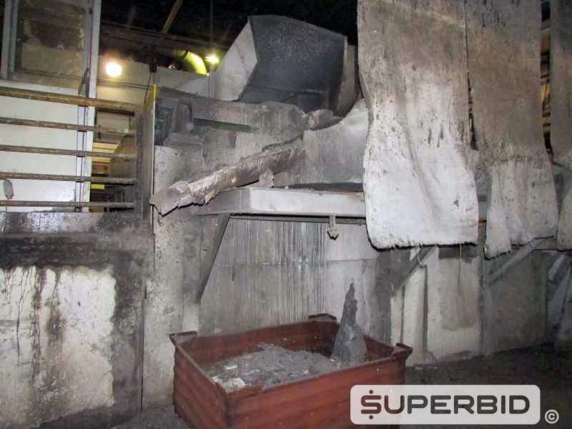 FORNO D FUSÃO ABB CADINHO, ANO 1979, CAP. 8,5 TON (Ref.: 704-12282)
