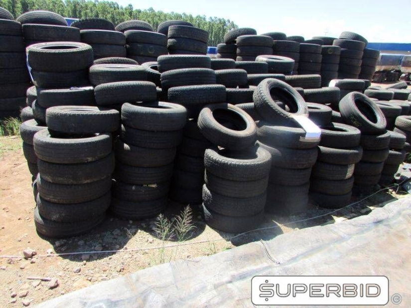 200 SUCATAS DE PNEUS LEVES DIVERSAS MEDIDAS (Ref.: D-24)