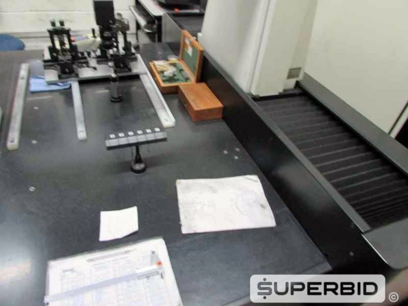 MÁQUINA TRIDIMENSIONAL MITUTOYO BND-CC7106, ANO 2005, SÉRIE.: BH000107 (Ref.: 12186)