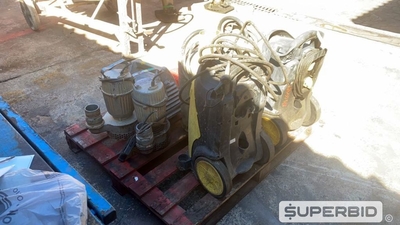 2 LAVADORAS INDUSTRIAIS, 01 TARRACHA MANUAL 1/2" A 2" ROTHENBERGER, 05 BOMBAS SUBMERSIVEIS E 01 MOTOR VIBRADOR 2CV (Ref.: IE)