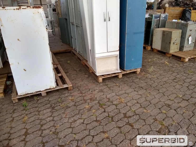 MOVEIS EM GERAL, PAINÉS E QUADROS ELÉTRICOS. (Ref.: SH)