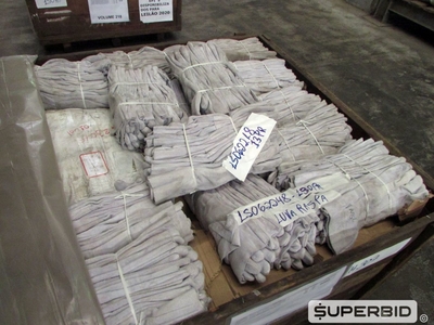 EPI: LUVAS (APROX: 429 PÇS). (Ref.: V217_UM02)