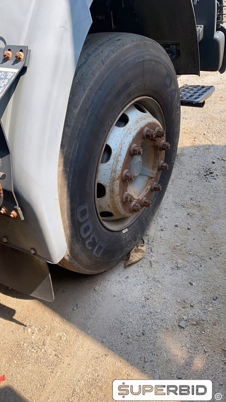 CAMINHÃO BASCULANTE VOLVO VM 330 6X4R, 2013/2013, Placa FINAL 1 (RJ), (Ref.: IBM)