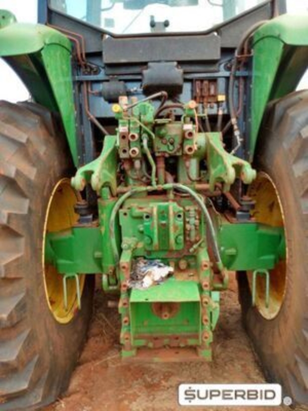 TRATOR DE PNEUS JOHN DEERE 6165J 4X4, ANO: 2013, SÉRIE: 1BM6165JCDD001925 (Ref: 1188)