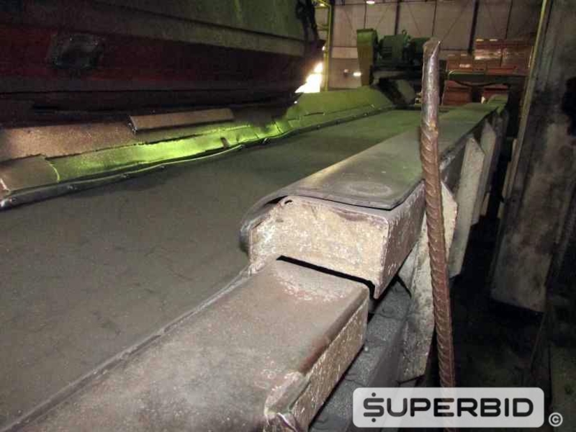 LINHA DE PRODUÇÃO JATEAMENTO COM 3 JATOS GRANALHA, ESTEIRA E CARRO CARREGADOR (Ref.: Linha Produção)