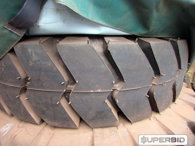 20 PNEUS. (Ref.: PNB)