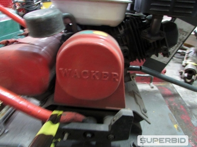 02 PLACAS VIBRATÓRIAS Á GASOLINA, CAP.: 80 KG (Ref.: FDF)