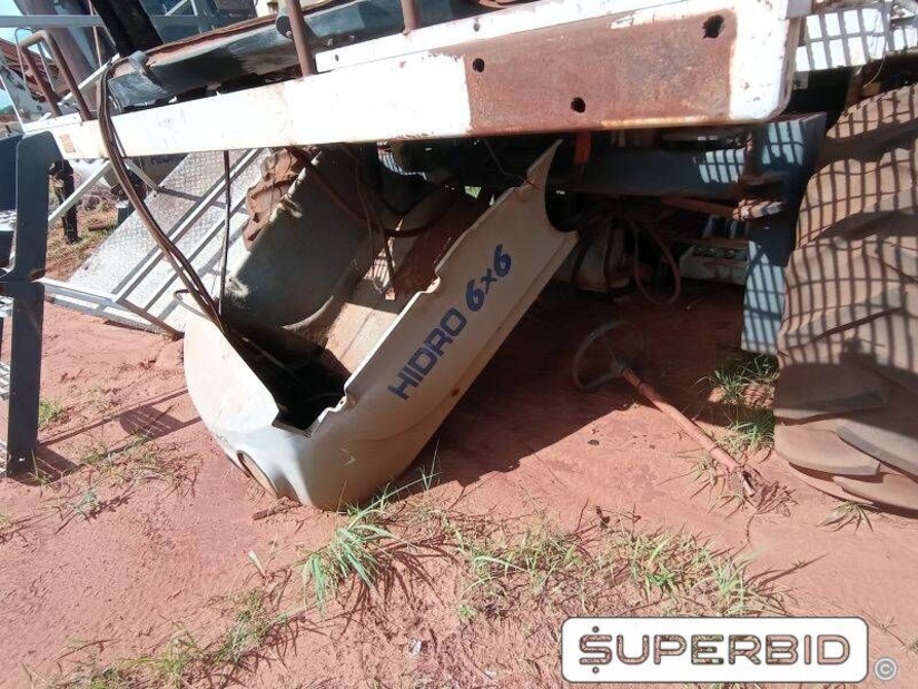 SUCATA DE PLANTADEIRA DE CANA TROPICANA PCA HY 6x6, ANO: NÃO VISUALIZADO, SÉRIE: 08/HY6X60015 (Ref: 30)