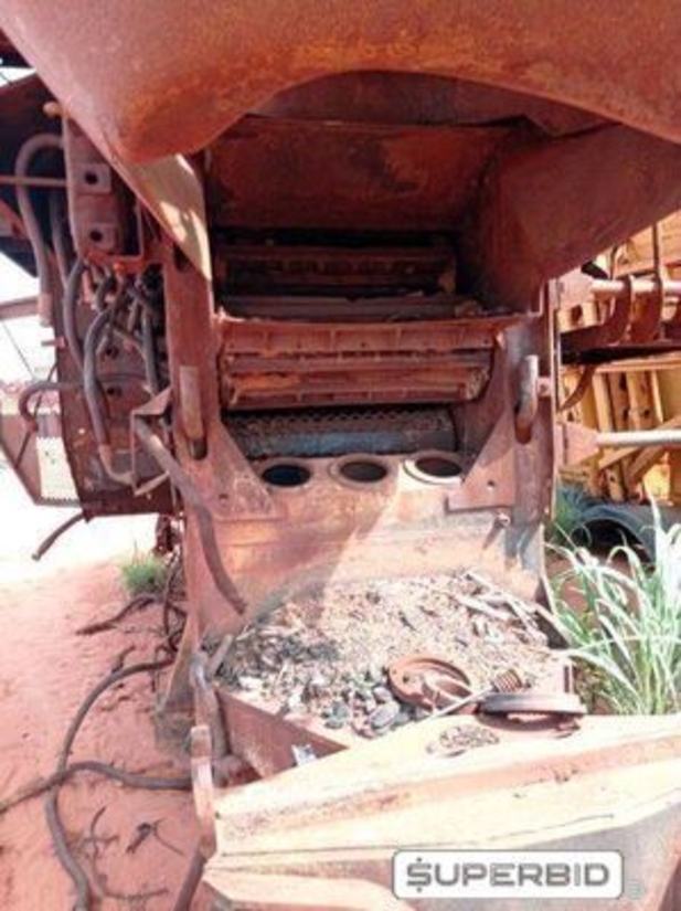 SUCATA DE COLHEDORA CASE (Ref.: RAJ)