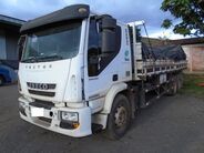 CAMINHÃO GRADE BAIXA IVECO TECTOR 240E25S, 2011/2012, Placa FINAL 2 (MG), (Ref.: SBR)