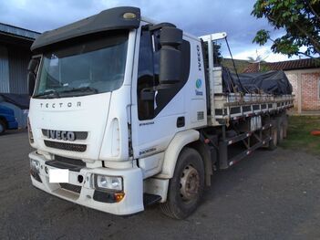 CAMINHÃO GRADE BAIXA IVECO TECTOR 240E25S, 2011/2012, Placa FINAL 2 (MG), (Ref.: SBR)
