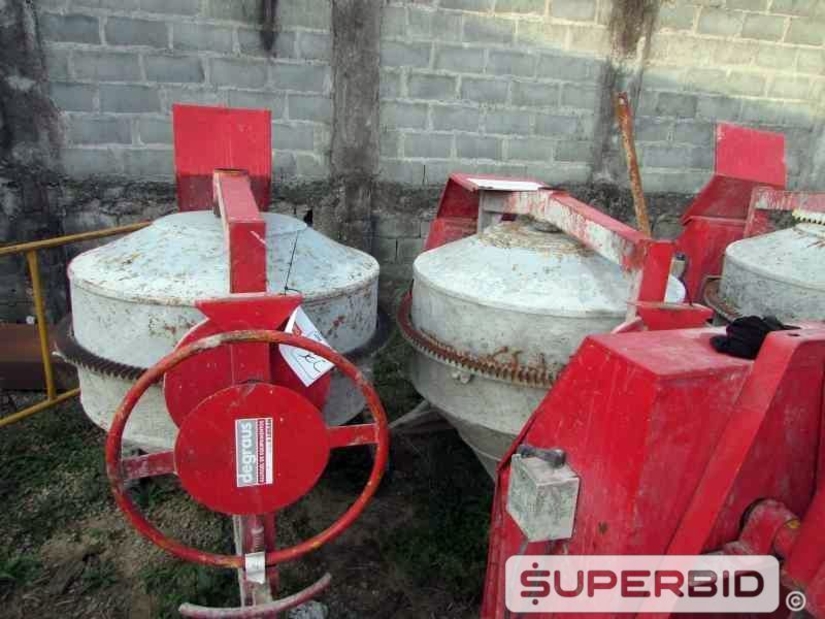 SUCATA DE 06 BETONEIRAS ELÉTRICAS CSM 400 LITROS. (Ref.: JEC)