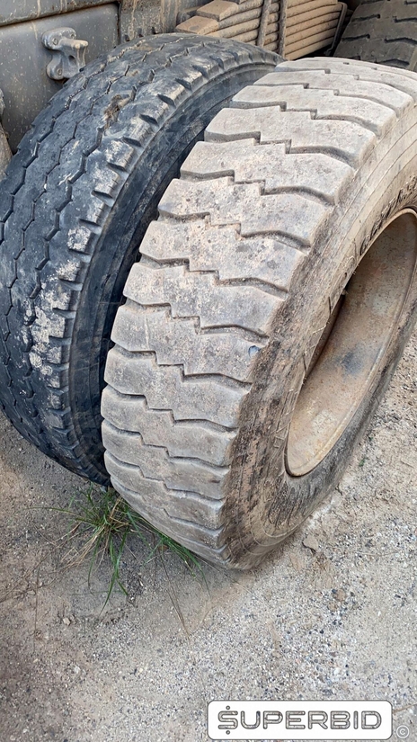 CAMINHÃO BASCULANTE  VOLVO VM 330 6X4R, 2012/2012, Placa FINAL 7 (RJ),  (Ref.: IBQ)