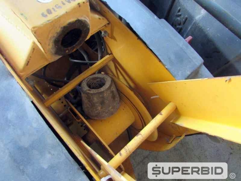 02 MINI GRUA MENEGOTTI ELLEVA 500, CAP.: 500 KG. (Ref.: JDC)